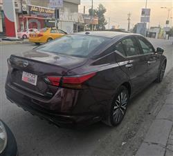 نيسان ألتيما